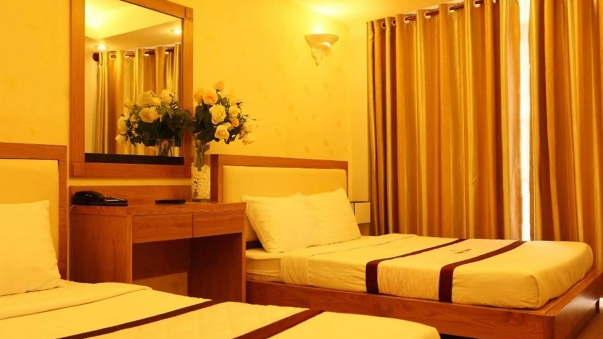 Ruby Hotel مدينة هوشي منه