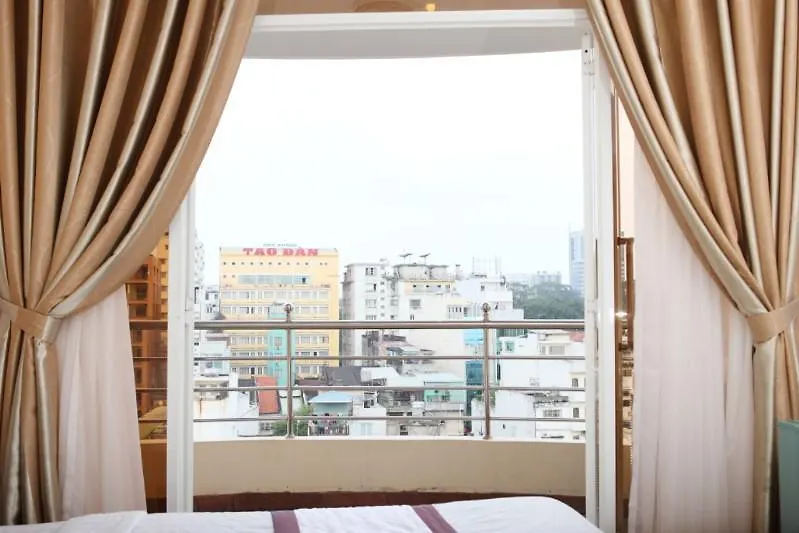 Ruby Hotel مدينة هوشي منه
